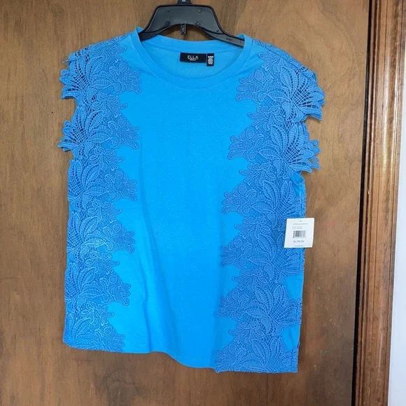 3/$45 Ella top floral crochet like detail top casual office boho summer spring M - Picture 12 of 17